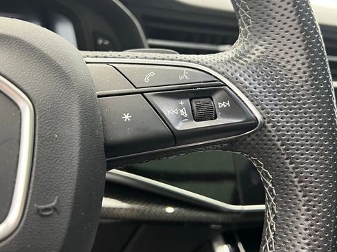 Used 2021 Audi SQ7 Premium Plus w/ Driver Assistance Package image 18