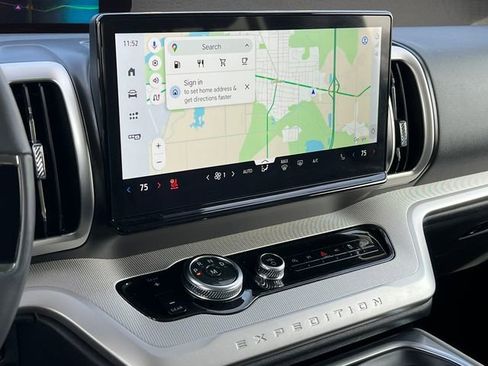 Certified 2025 Ford Expedition Max Active image 8