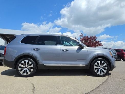 Used 2021 Kia Telluride S FWD image 9