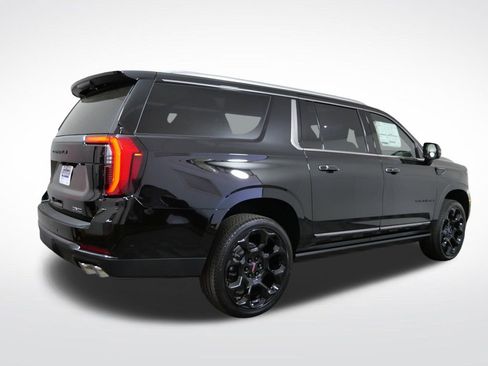 New 2026 GMC Yukon XL Denali Ultimate AWD/4WD image 2