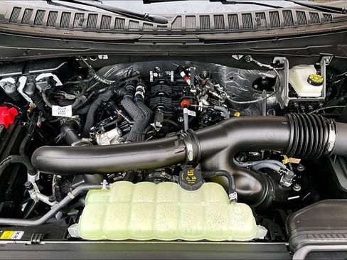 New 2026 Ford Expedition Tremor image 13