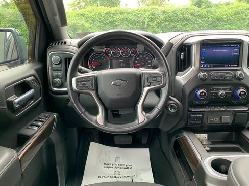 Used 2021 Chevrolet Silverado 1500 LT Trail Boss w/ Bed Protection Package AWD/4WD image 17
