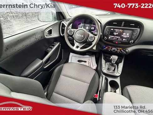 Used 2024 Kia Soul LX w/ Option Group 015 FWD image 13