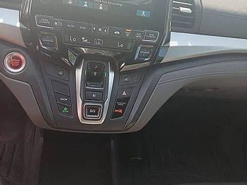 Used 2018 Honda Odyssey EX-L image 16