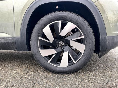 New 2026 Volkswagen Atlas Cross Sport SE image 8