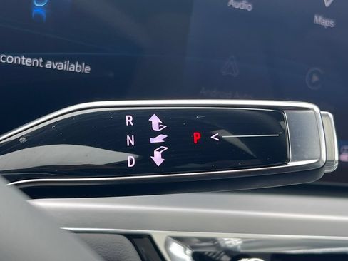 Certified 2024 Cadillac Lyriq Luxury AWD/4WD image 19