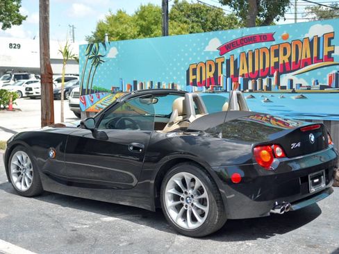 Used 2003 BMW Z4 2.5i image 6