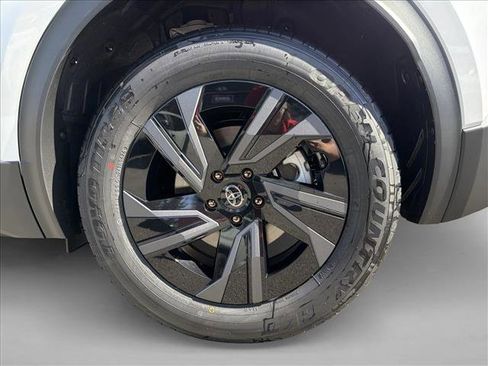 New 2026 Toyota C-HR AWD/4WD image 9