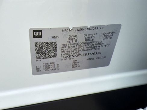 Used 2025 GMC Acadia Elevation w/ Elevation Premium Package FWD image 22