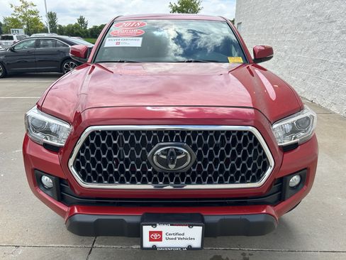 Certified 2018 Toyota Tacoma TRD Off-Road w/ Technology Package AWD/4WD image 13