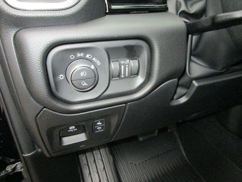 New 2026 RAM 1500 Laramie w/ Night Edition image 28