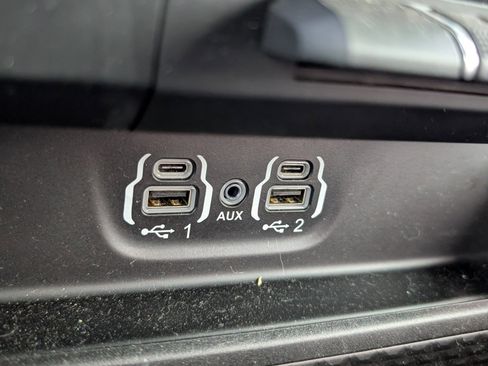 Used 2024 RAM 1500 Big Horn image 17