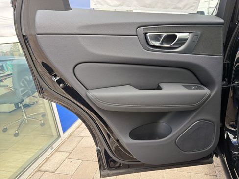 New 2026 Volvo XC60 B5 Ultra w/ Protection Package Premier image 21