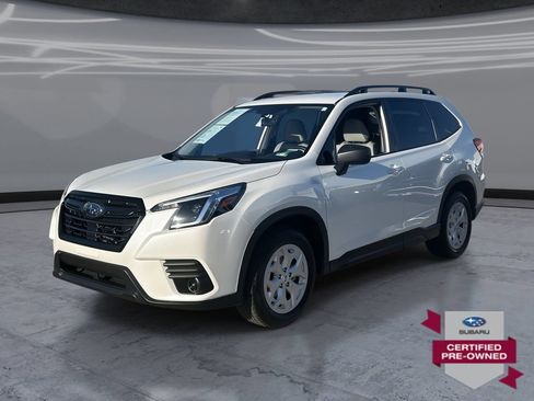 Used 2024 Subaru Forester AWD/4WD image 1