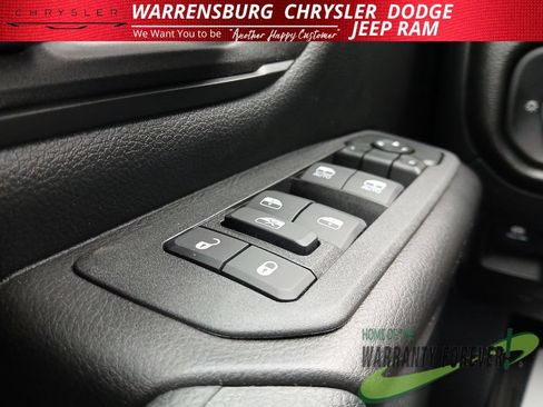 New 2026 RAM 1500 Warlock AWD/4WD image 33