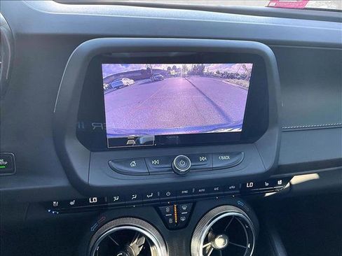 Used 2022 Chevrolet Camaro LT w/ Technology Package image 21