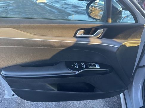 Used 2023 Kia K5 GT-Line w/ GT-Line Premium Package image 14