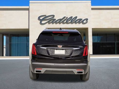 New 2025 Cadillac XT5 Premium Luxury FWD image 4