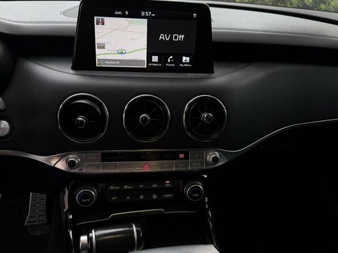 Used 2019 Kia Stinger GTS AWD/4WD image 15