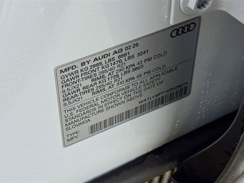 Used 2025 Audi Q7 3.0T Premium Plus w/ Premium Plus Package image 32