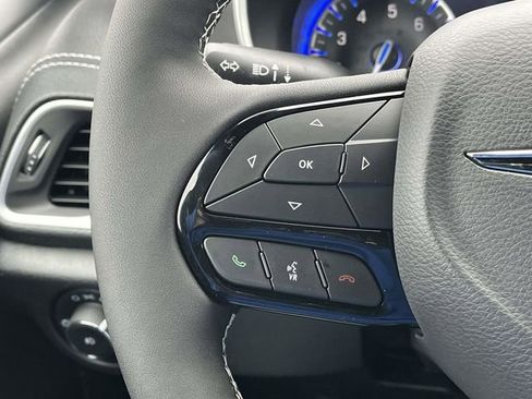 New 2026 Chrysler Pacifica Select w/ S Appearance Package image 19