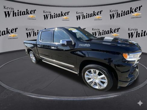 Certified 2025 Chevrolet Silverado 1500 High Country AWD/4WD image 2