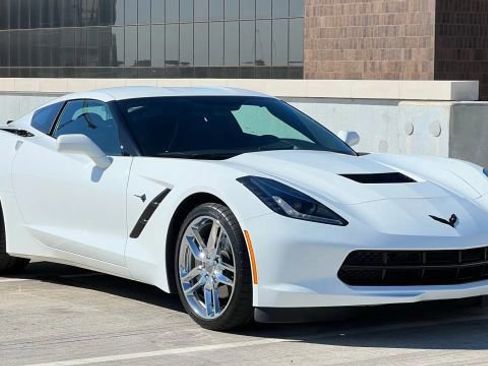 Used 2019 Chevrolet Corvette Stingray Coupe w/ Carbon Flash Badge Package image 5
