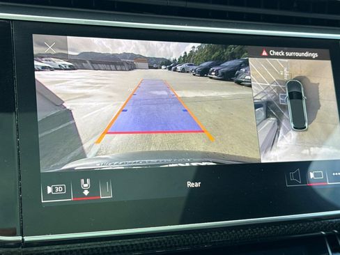 Used 2021 Audi SQ7 Premium Plus w/ Executive Package image 21