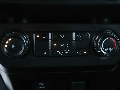 Used 2019 Ford F350 XLT image 32