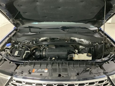 Used 2020 Ford Explorer Limited AWD/4WD image 10