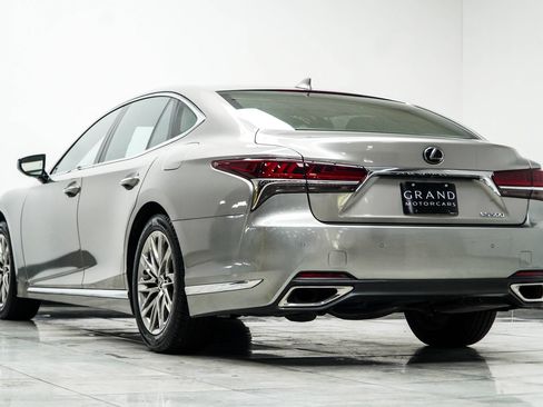 Used 2018 Lexus LS 500 w/ Interior Upgrade Package RWD image 11