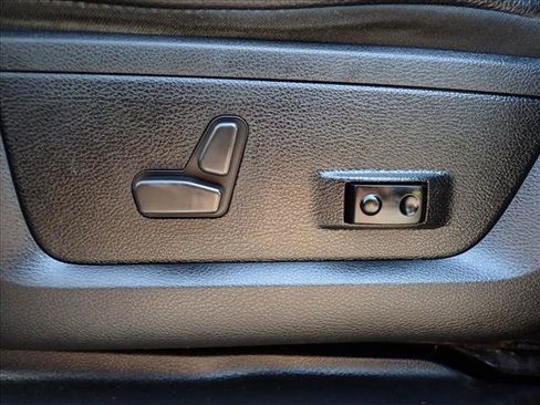 Used 2022 RAM 2500 Limited AWD/4WD image 12