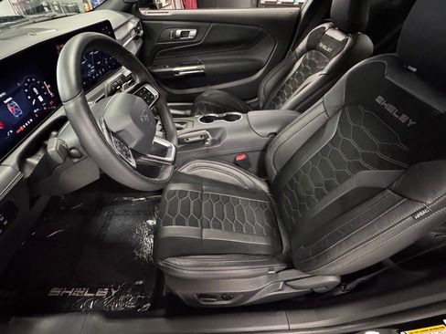 New 2026 Ford Mustang GT Premium w/ GT Performance Package RWD image 19