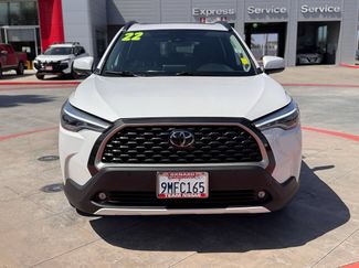 Used 2022 Toyota Corolla Cross XLE AWD/4WD video 3