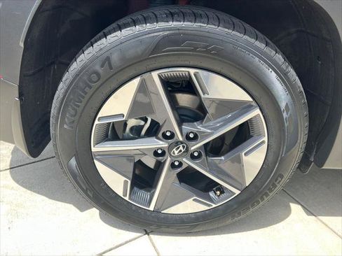 Used 2026 Hyundai Tucson SEL FWD image 8