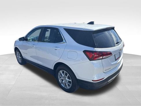 Used 2022 Chevrolet Equinox LT image 3