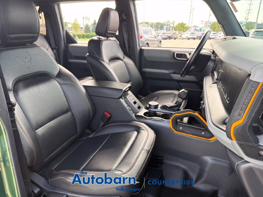 Used 2023 Ford Bronco Badlands w/ Sasquatch Package AWD/4WD image 26