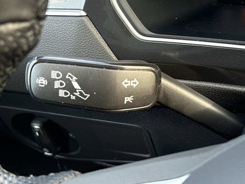 Used 2024 Volkswagen Tiguan SE R-Line AWD/4WD image 23