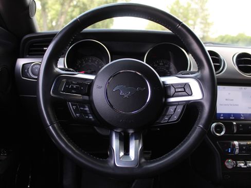 Used 2022 Ford Mustang GT Premium RWD image 16