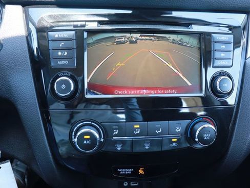 Used 2020 Nissan Rogue Sport S w/ Appearance Package FWD image 24