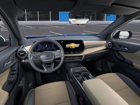 New 2025 Chevrolet Equinox ACTIV w/ Safety and Technology Package image 15