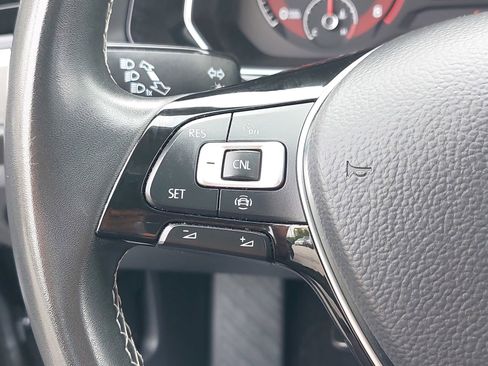 Used 2021 Volkswagen Jetta SE image 16