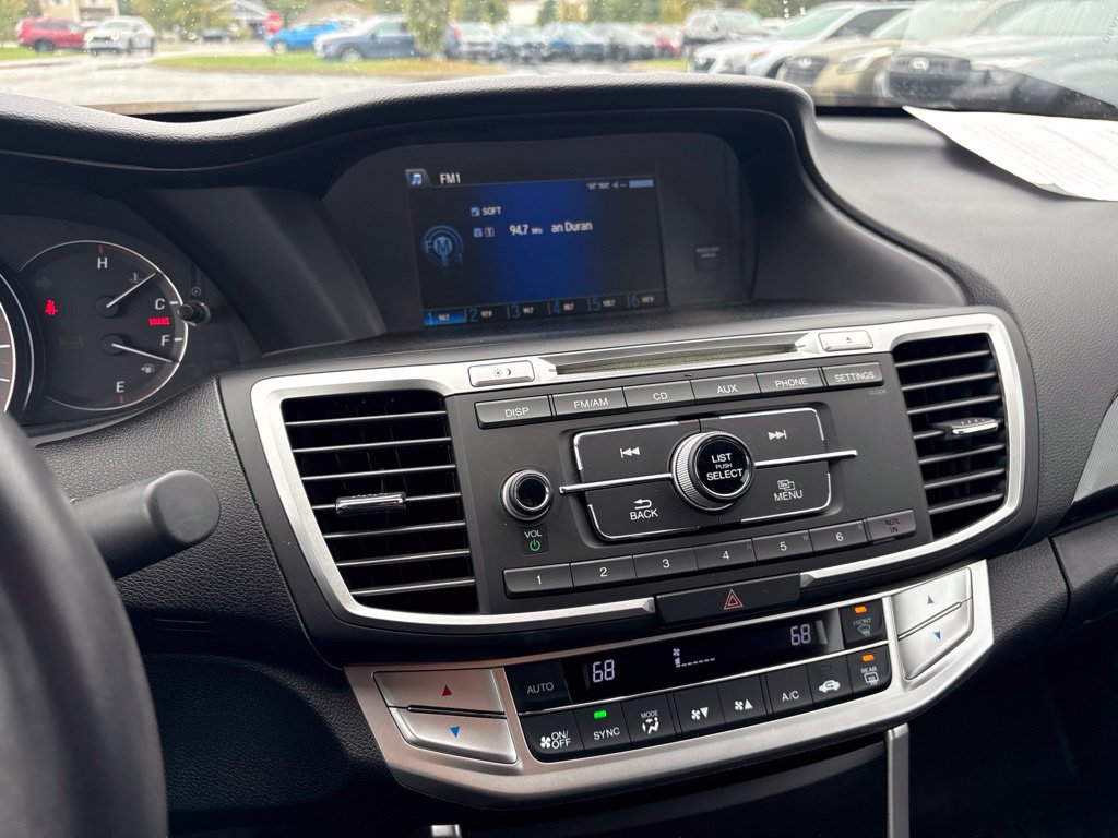 Used 2014 Honda Accord Sport image 15