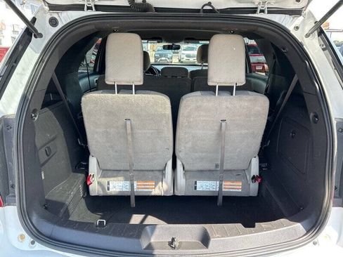 Used 2015 Ford Explorer XLT w/ Equipment Group 201A image 16
