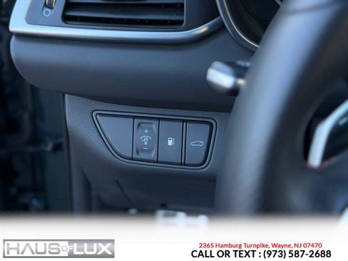 Used 2023 Genesis G70 2.0T w/ Sport Prestige Package image 39