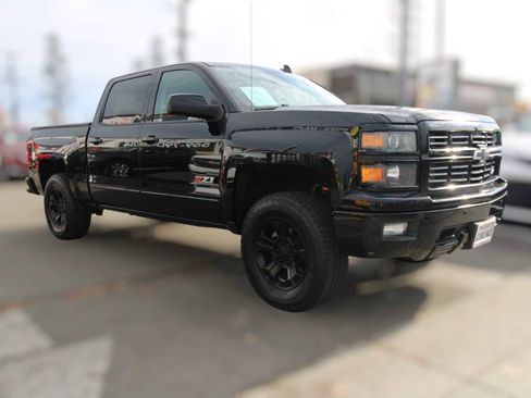 Used 2015 Chevrolet Silverado 1500 LTZ Z71 w/ Midnight Edition image 22