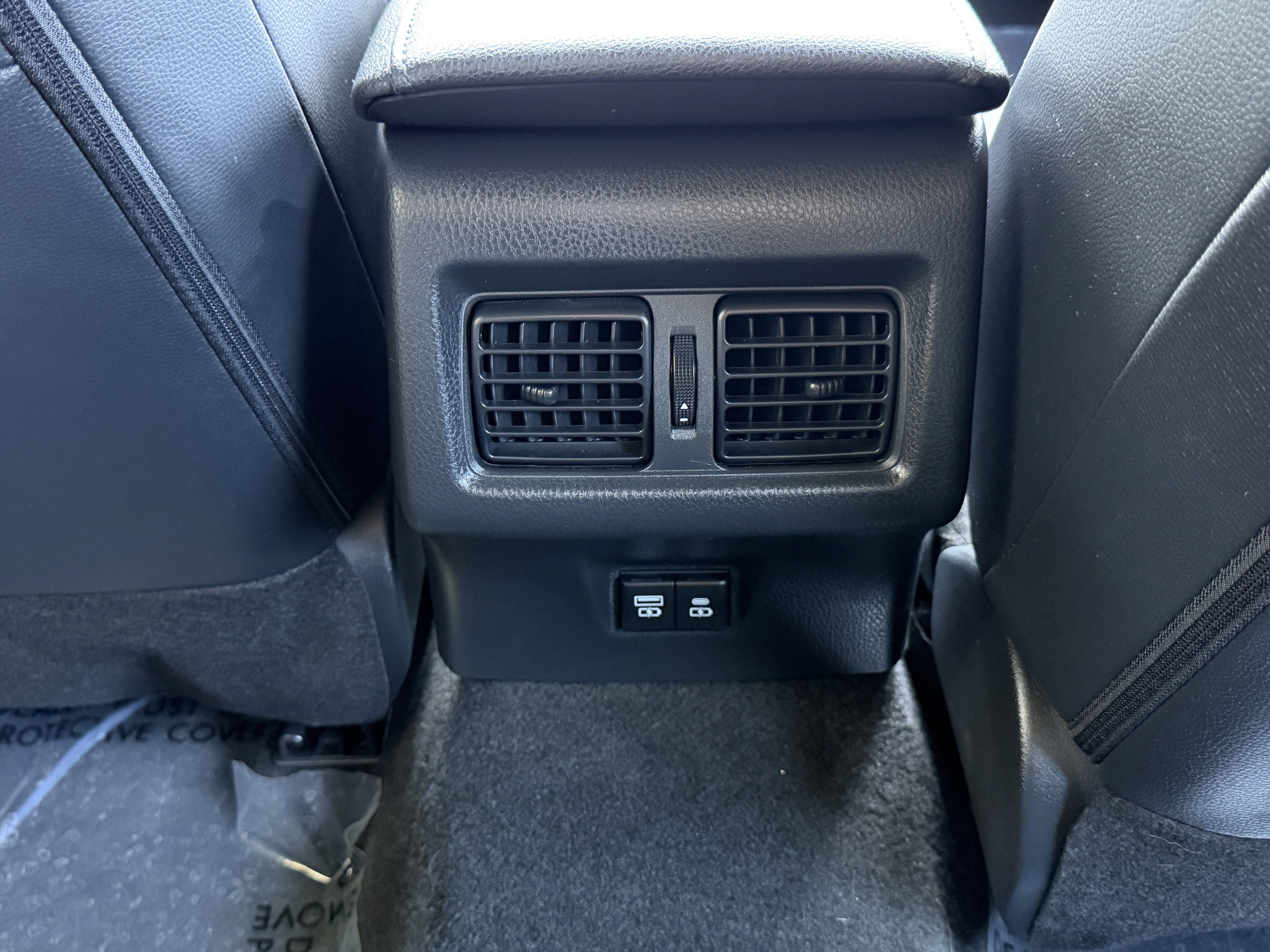 Used 2025 Toyota Camry XSE FWD image 27