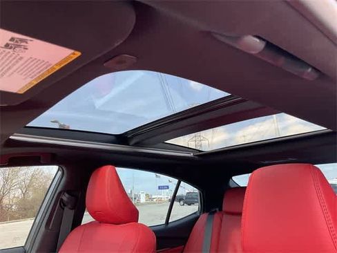 Used 2025 Toyota Camry XSE image 14