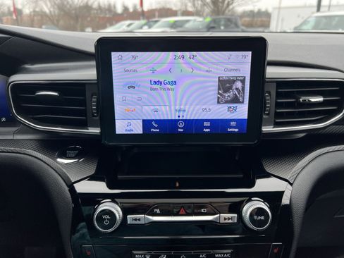 Used 2023 Ford Explorer ST w/ Equipment Group 401A image 18