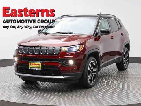 Used 2022 Jeep Compass Limited w/ Sun and Sound Group AWD/4WD image 93